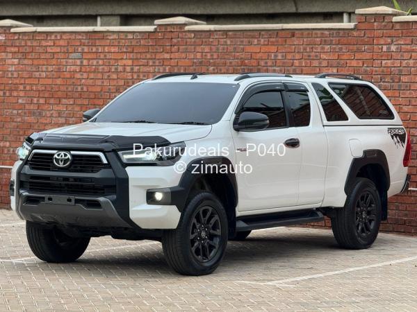 2021 Toyota  Hilux