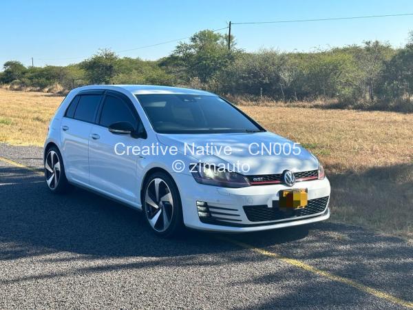 2014 - Volkswagen  Golf