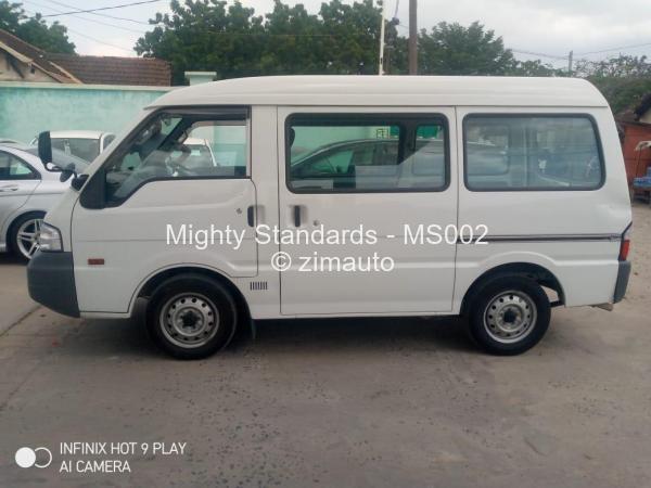 2013 Mazda  Bongo