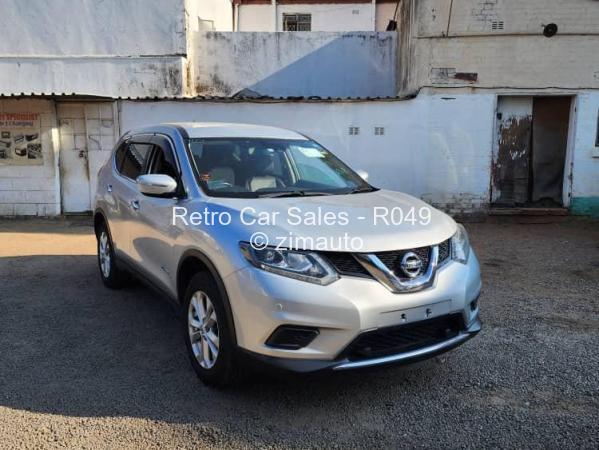 2017 - Nissan  X-Trail