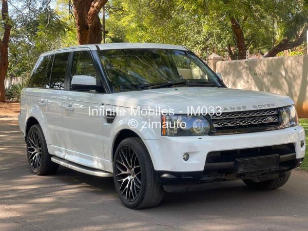 2011 - Land-Rover  Range Rover Sport