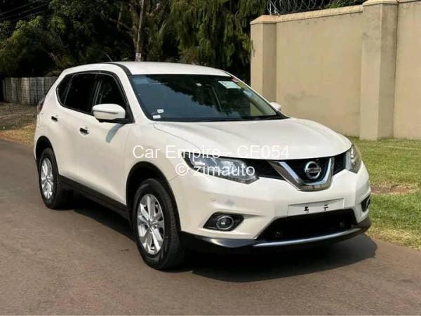 2015 - Nissan  X-Trail