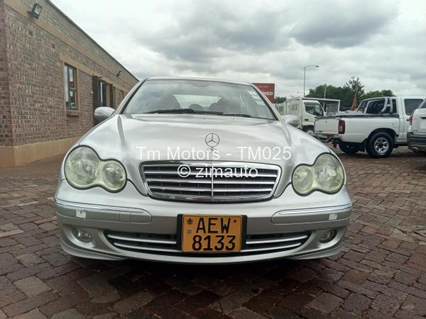 2006 - Mercedes Benz C200