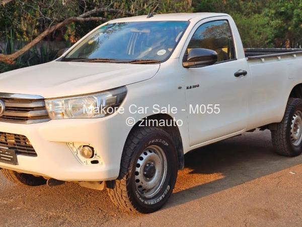 2016 - Toyota  Hilux