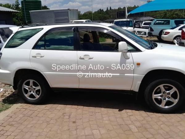 2002 Toyota  Harrier